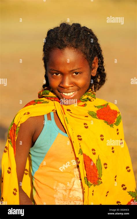 malgache femme|Les femmes et les filles malgaches face Ã des dÃ©savantages。